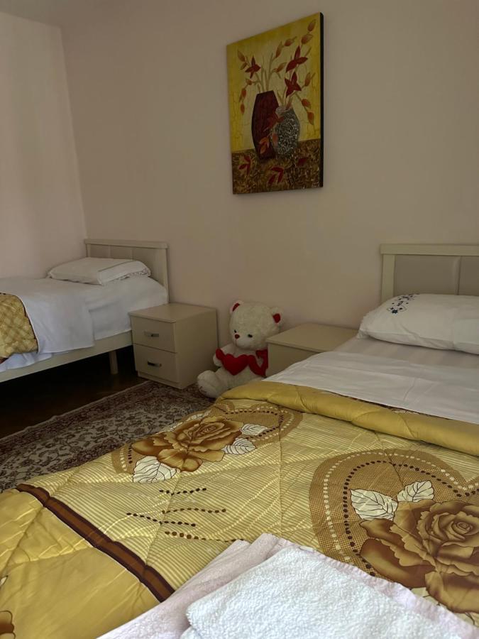 Hoxha House Hotell Krujë Eksteriør bilde