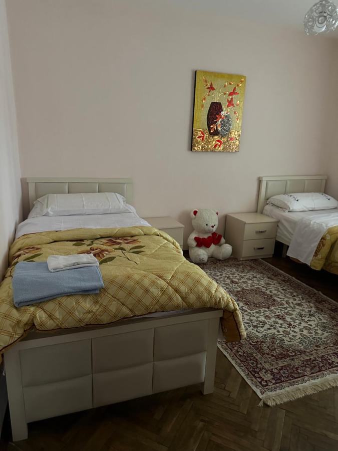 Hoxha House Hotell Krujë Eksteriør bilde