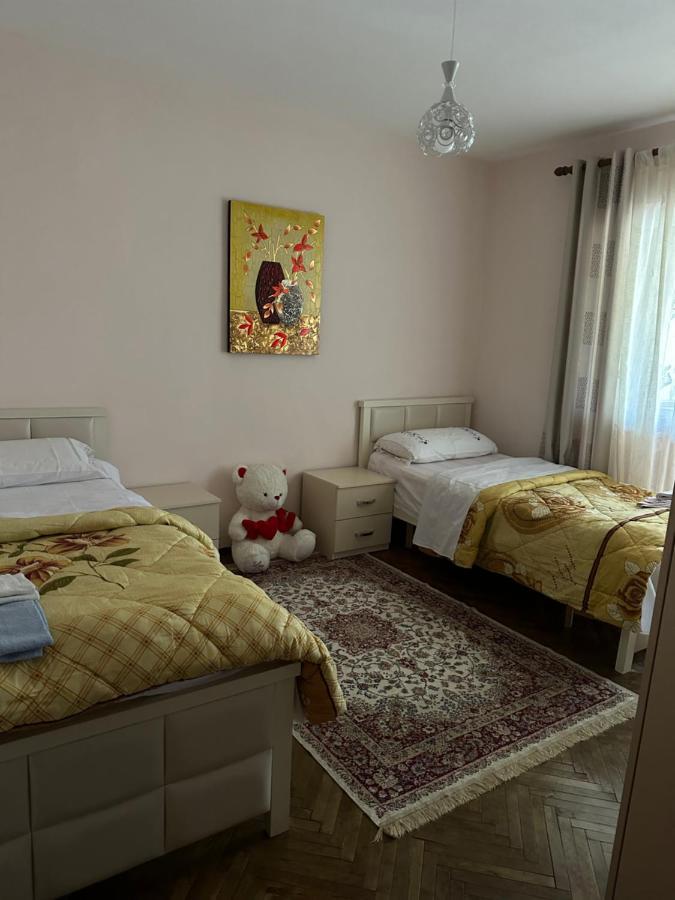 Hoxha House Hotell Krujë Eksteriør bilde
